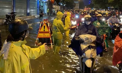 Hà Nội hạn chế người dân ra đường khi bão đổ bộ, dự kiến 10 điểm ngập nặng