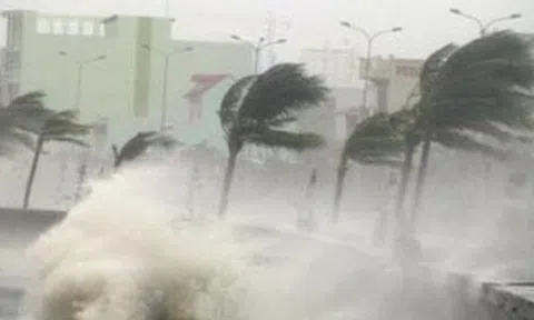 Biển Đông đón cơn bão số 2 trong năm