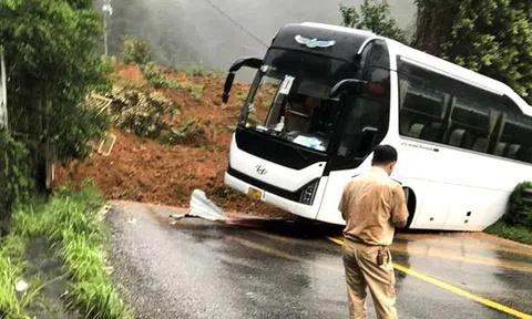 3 chiến sĩ CSGT đang mất tích trong vụ sạt lở đèo Bảo Lộc