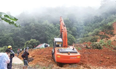 Huy động chó nghiệp vụ tìm nạn nhân cuối cùng vụ sạt lở đèo Bảo Lộc