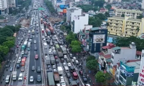 Ám ảnh thảm cảnh tắc đường ở Hà Nội, nhiều người bán nhà ven đô