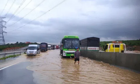 Bộ GTVT công bố nguyên nhân ngập cao tốc Phan Thiết - Dầu Giây
