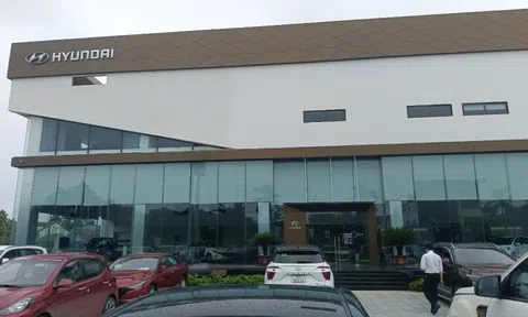 Chuyển đủ tiền cho nhân viên đại lý, khách vừa nhận xe Hyundai đã bị thu hồi