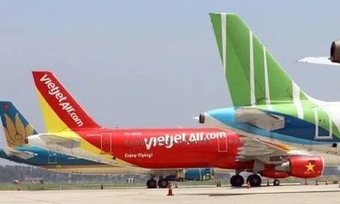 Tỉ lệ chuyến bay delay tăng vọt trong cao điểm hè