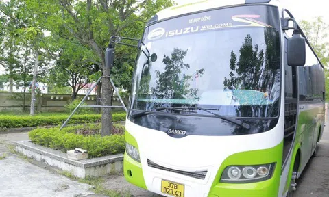 Lên mạng đặt làm giả giấy phép lái xe để hành nghề tài xế