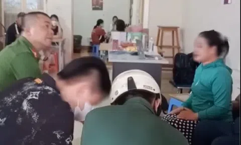 Nhóm người tự xưng "bông hồng đen" tổ chức lấy máu của nhiều học sinh để làm gì?