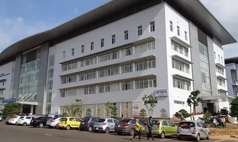 Vụ thông tin sai sự thật về bệnh nhân "bị mổ lấy thận": Bệnh viện nói gì về vết thương ở bẹn?