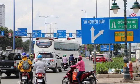 Hình ảnh một phần đường Xa lộ Hà Nội chính thức thành đường Võ Nguyên Giáp