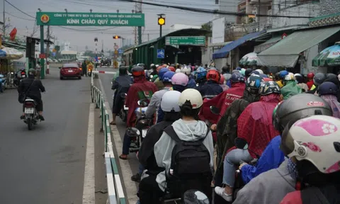 Dịp lễ 2-9: 2 bến phà Bình Khánh, Cát Lái sẽ tăng thêm hàng chục nghìn khách