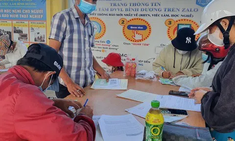 Hạn chế rút BHXH một lần: Ai hiểu nỗi lo cơm áo gạo tiền của công nhân?