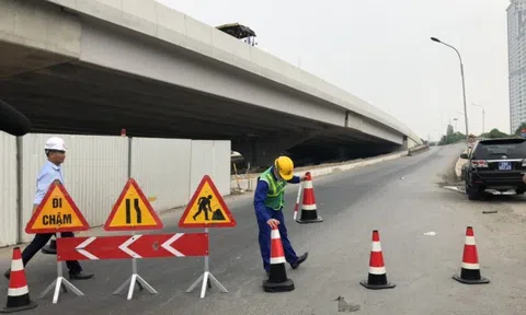 Cấm ôtô qua cầu Thăng Long trong 3 đêm