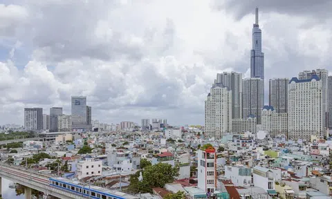 Toàn cảnh metro số 1 TPHCM chạy thử nghiệm toàn tuyến