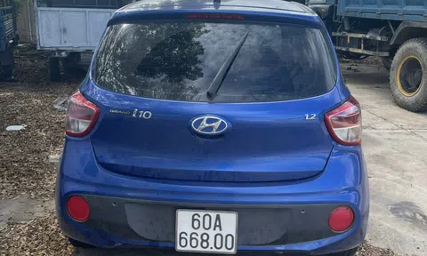 Người cha giao ô tô cho con trai 16 tuổi lái, tông hàng loạt xe máy chờ đèn đỏ