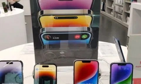 Apple đào tạo nhân viên lôi kéo người mua phụ kiện USB-C