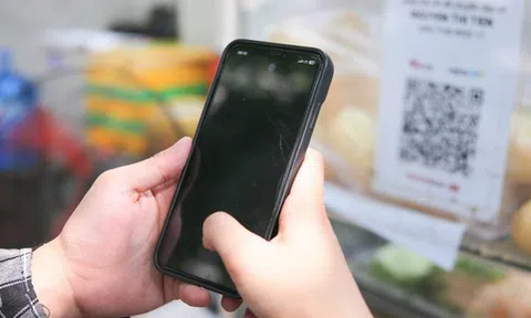 Thận trọng khi giao dịch, tương tác với mã QR