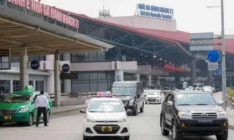 Đề nghị thu phí không dừng ôtô ra vào sân bay