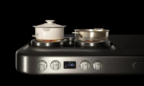 Chuyên gia Trung Quốc nói mua smartphone hơn 30 triệu chỉ để soi camera là "nghèo nàn"?