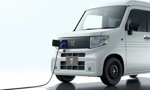 Honda hé lộ xe điện mini giá chỉ hơn 240 triệu đồng: Phạm vi hoạt động 210km, sạc lại 80% chỉ trong vòng 30 phút