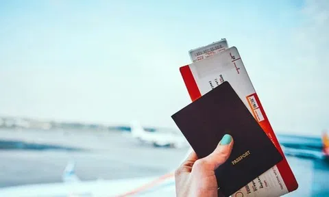 Cực kỳ nguy hiểm khi đăng ảnh vé máy bay lên mạng