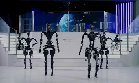 Trung Quốc tiết lộ kế hoạch táo bạo, 'định hình lại thế giới' trong 2 năm bằng robot