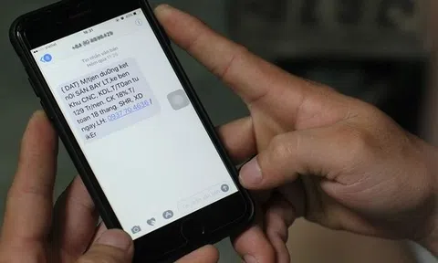 Phải tắt điện thoại ngay trong 30 giây và trình báo công an luôn khi gặp phải hiện tượng này, trò lừa đảo cuỗm sạch tiền trong tài khoản