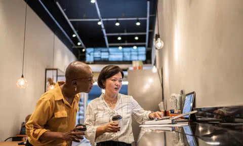 Bước tiến mới về trải nghiệm thanh toán không tiền mặt: Người sắp hết hạn thẻ VISA, sắp thay thẻ mới lưu ý!