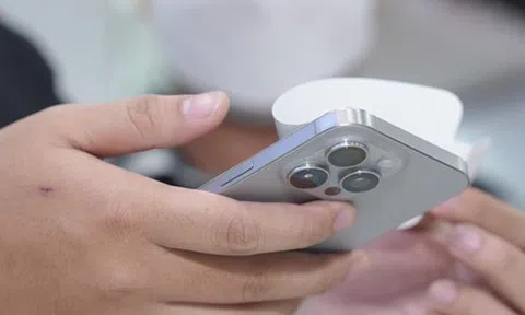 Tại sao pin điện thoại hao nhanh hơn vào mùa đông?