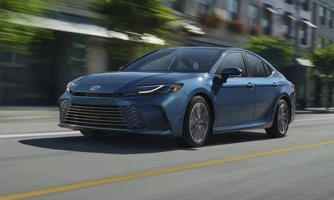 Những nét mới trên Toyota Camry 2025