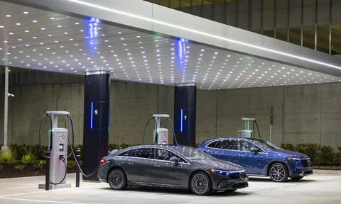 Đây có thể là trạm sạc Mercedes-Benz ở Việt Nam trong tương lai: 20 phút đầy 10-80% pin, có phòng chờ cao cấp như ở sân bay