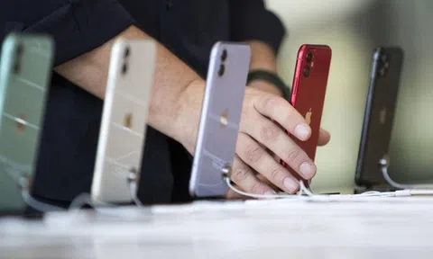 Mẫu iPhone cũ gần 4 năm tuổi tiếp tục mang lại doanh số ấn tượng