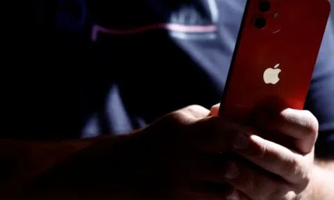 Bí ẩn "bức ảnh ma" được chụp bằng iPhone nhiều người khiếp sợ, chuyên gia giải mã sự thật bất ngờ