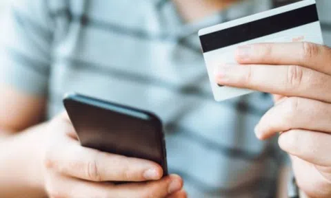 Đang yên lành bỗng thành con nợ: Lật tẩy ứng dụng có khả năng “moi” tiền, là nguyên nhân khiến nhiều người mang nợ