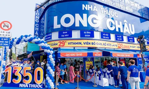 Từ 4 đến 1.600 nhà thuốc, dự kiến doanh thu năm 2023 sẽ đạt 15.000 tỷ đồng: Đâu là “đũa thần” của FPT Long Châu?