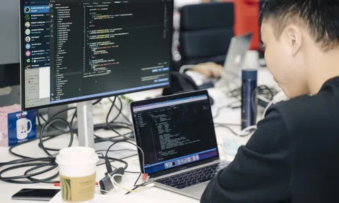 Hacker đòi kiểm soát startup blockchain Việt, CEO lên tiếng