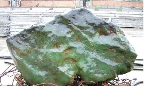 Đào sâu 300m phát hiện 'đá lạ' nặng 12 tấn, chuyên gia xác nhận siêu kho báu, phải dùng siêu công nghệ mới đào lên được