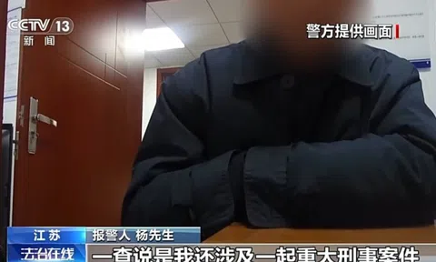 Cụ già 80 tuổi vừa đến ngân hàng rút toàn bộ tiền tiết kiệm, rạng sáng hôm sau bất ngờ đến cầu cứu cảnh sát