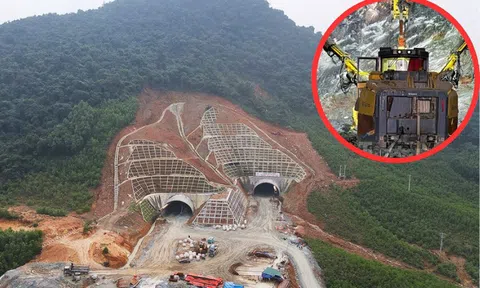 Robot đào hầm xuyên núi giúp thi công 'thần tốc' tuyến cao tốc trị giá 12.548 tỷ ở Việt Nam