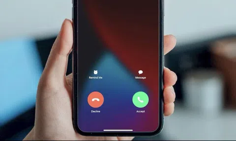 Người đàn ông ở TP. HCM mất 15 tỷ đồng sau khi nhận cuộc điện thoại lạ, lúc “tỉnh” ra báo công an thì đã muộn