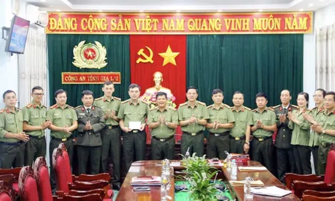 Người phụ nữ báo bị lừa 18 tỷ đồng, hàng chục trinh sát đi khắp TP. HCM, Bình Dương, Đồng Nai… phá thành công chuyên án lừa đảo “nhận quà nước ngoài” 100 tỷ