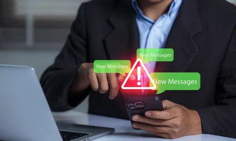 Mã độc tấn công người dùng iOS đánh cắp dữ liệu khuôn mặt nguy hiểm thế nào?