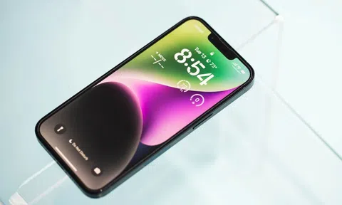 iPhone vượt trội đối thủ