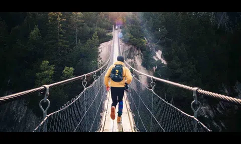 Cơ sở hạ tầng giao thông và chuyển đổi số thúc đẩy du lịch tự túc phát triển