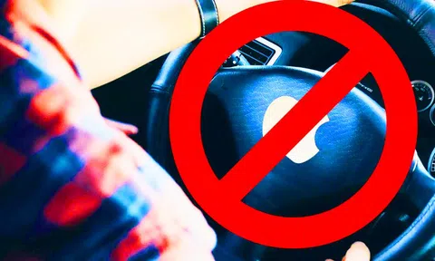 Apple từ bỏ giấc mơ xe điện