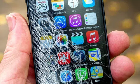 Chuyên gia: "Hôm nay vung tiền cho smartphone chạy App 'khủng', ngày mai bạn có thể là kẻ lỗi mốt"?