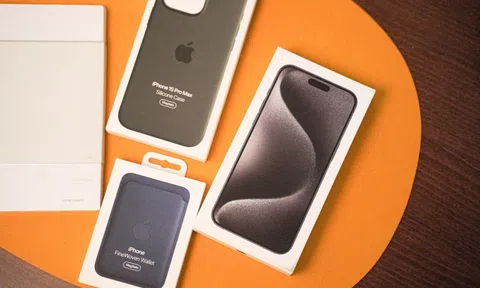 Cuộc chiến giá iPhone chưa kết thúc