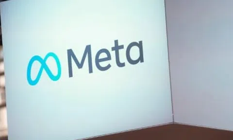 Elon Musk mỉa mai lỗi Facebook, Meta vẫn im lặng về nguyên nhân