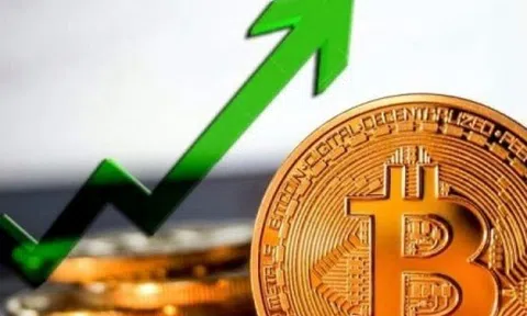 Bitcoin tăng giá kỷ lục: Dẫn dắt hay làm lạc hướng?