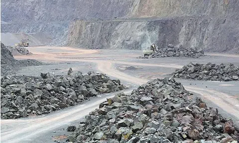 Hơn 1.000 lao động buộc phải dừng công việc vì một hòn đá, công nghệ vào cuộc phát hiện kho báu lạ chưa từng thấy trên thế giới