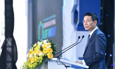 Bộ trưởng Nguyễn Mạnh Hùng: Doanh nghiệp Việt Nam thì hãy nhận lấy một sứ mệnh Việt Nam, để cho đất nước này hoá rồng, hoá hổ!