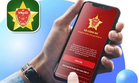 Có phải xuất trình BẰNG LÁI XE khi đã tích hợp vào tài khoản VNeID?